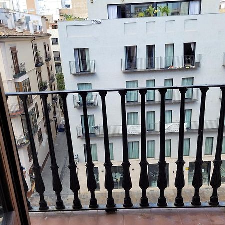 Living Valencia Apartments - Merced Bagian luar foto