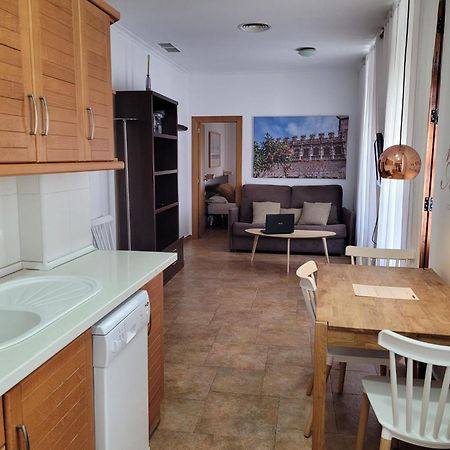 Living Valencia Apartments - Merced Bagian luar foto