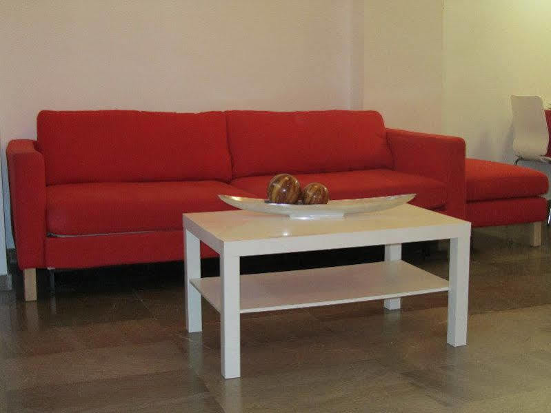 Living Valencia Apartments - Merced Bagian luar foto