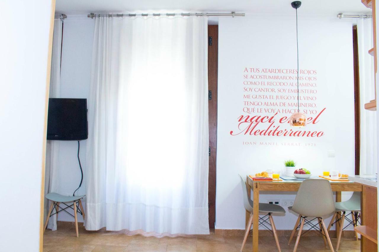 Living Valencia Apartments - Merced Bagian luar foto