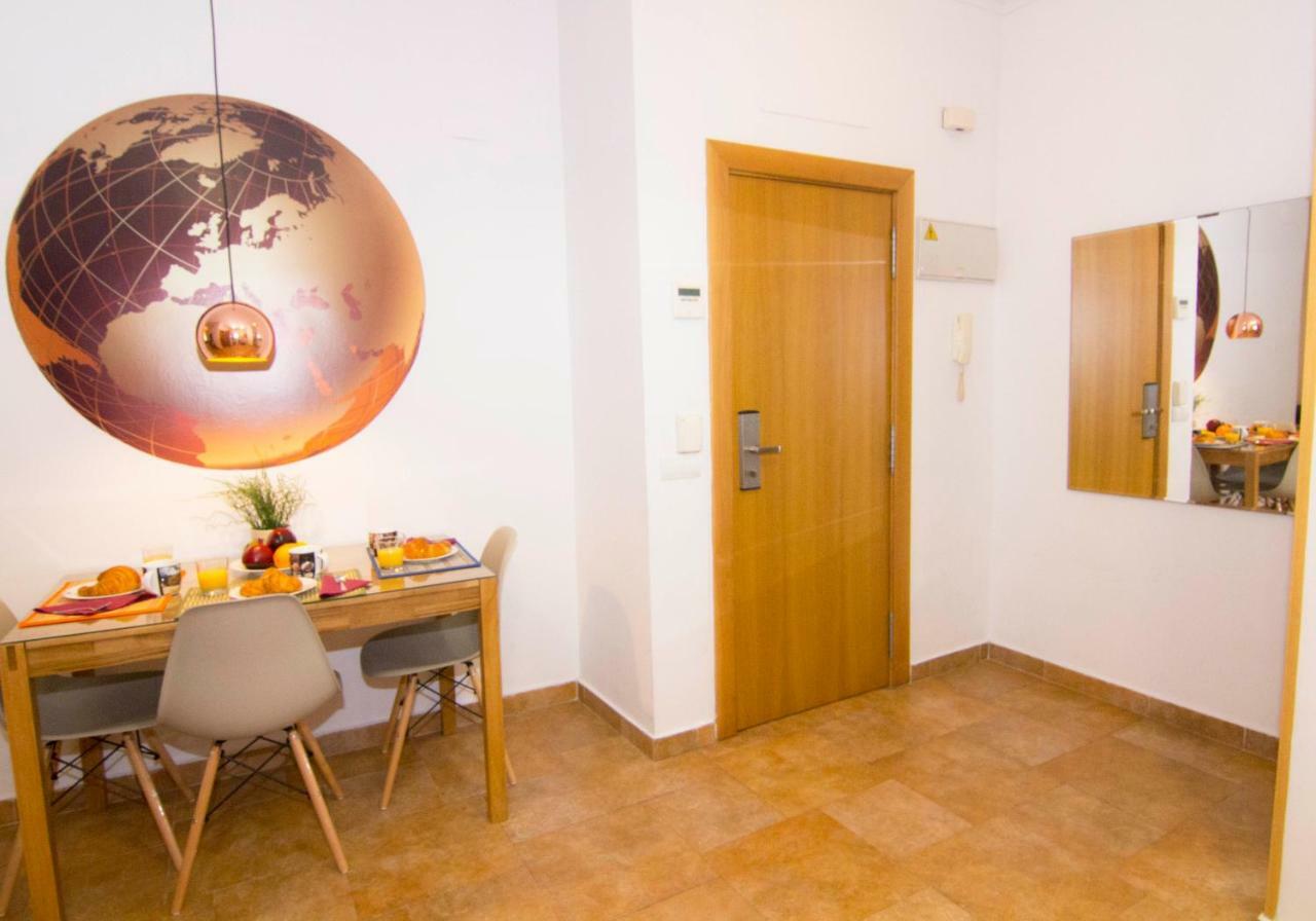 Living Valencia Apartments - Merced Bagian luar foto