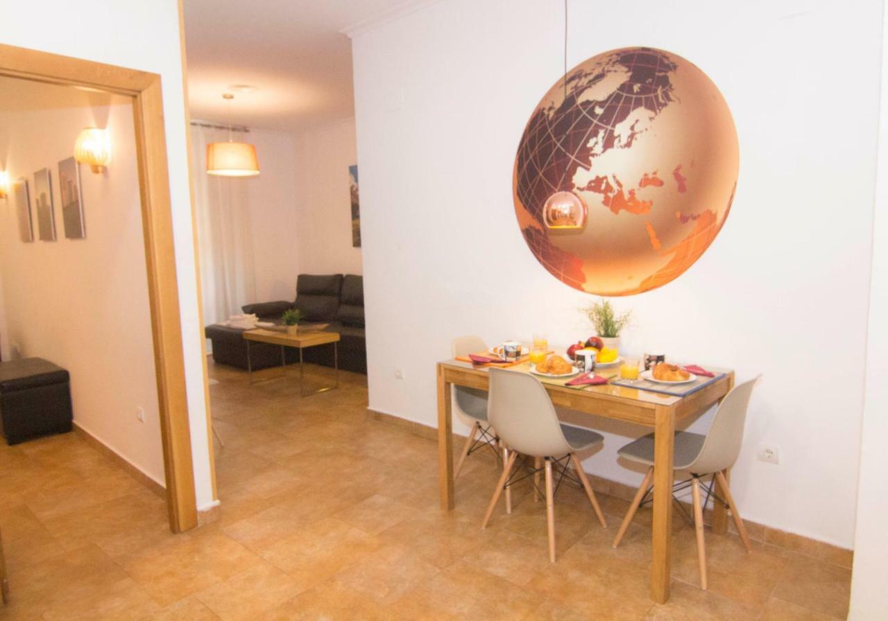 Living Valencia Apartments - Merced Bagian luar foto