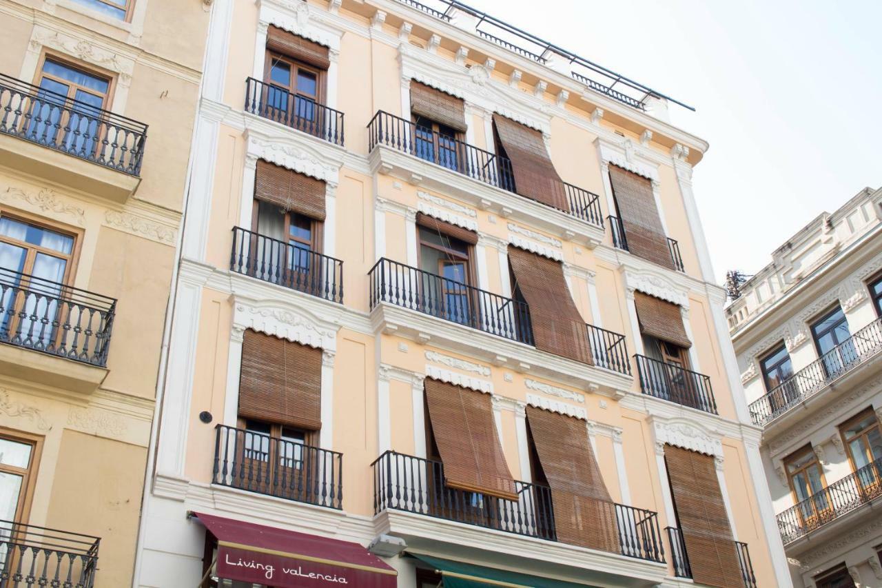 Living Valencia Apartments - Merced Bagian luar foto